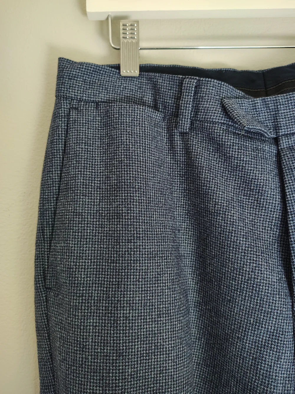 Banana Republic Marzotto Mills Wool Men's Dress Pants in Dark Blue Slim Fit
